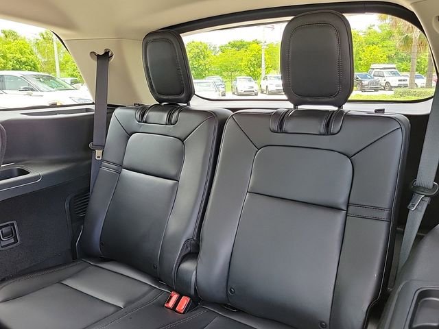 Certified 2024 Lincoln Aviator 2WD w/ Premium Package image 14