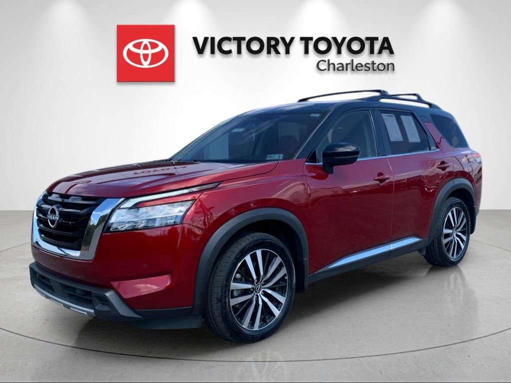 Used 2024 Nissan Pathfinder Platinum w/ Cargo Package image 1