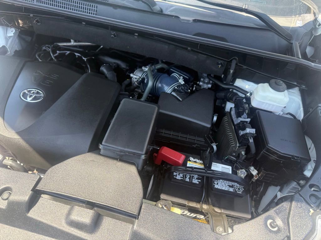Used 2019 Toyota Highlander XLE AWD/4WD image 63