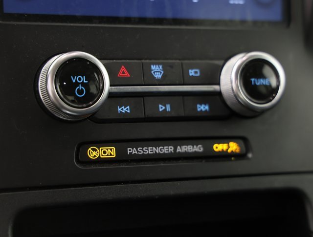 Used 2024 Ford Edge Titanium image 8