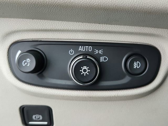 Used 2019 GMC Terrain Denali w/ Advanced Safety Package FWD image 21