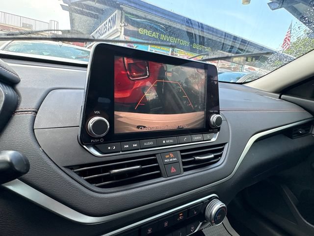 Used 2019 Nissan Altima 2.5 SR w/ SR Premium Package FWD image 25