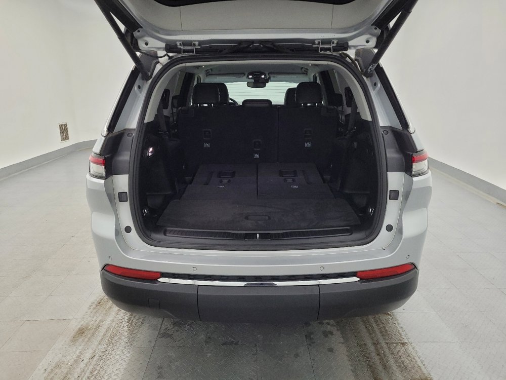 Used 2021 Jeep Grand Cherokee L Limited image 29