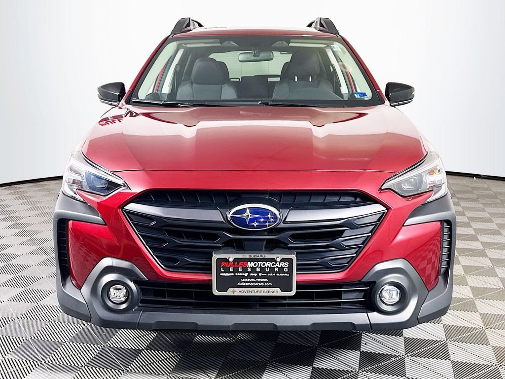 Used 2025 Subaru Outback Premium image 2