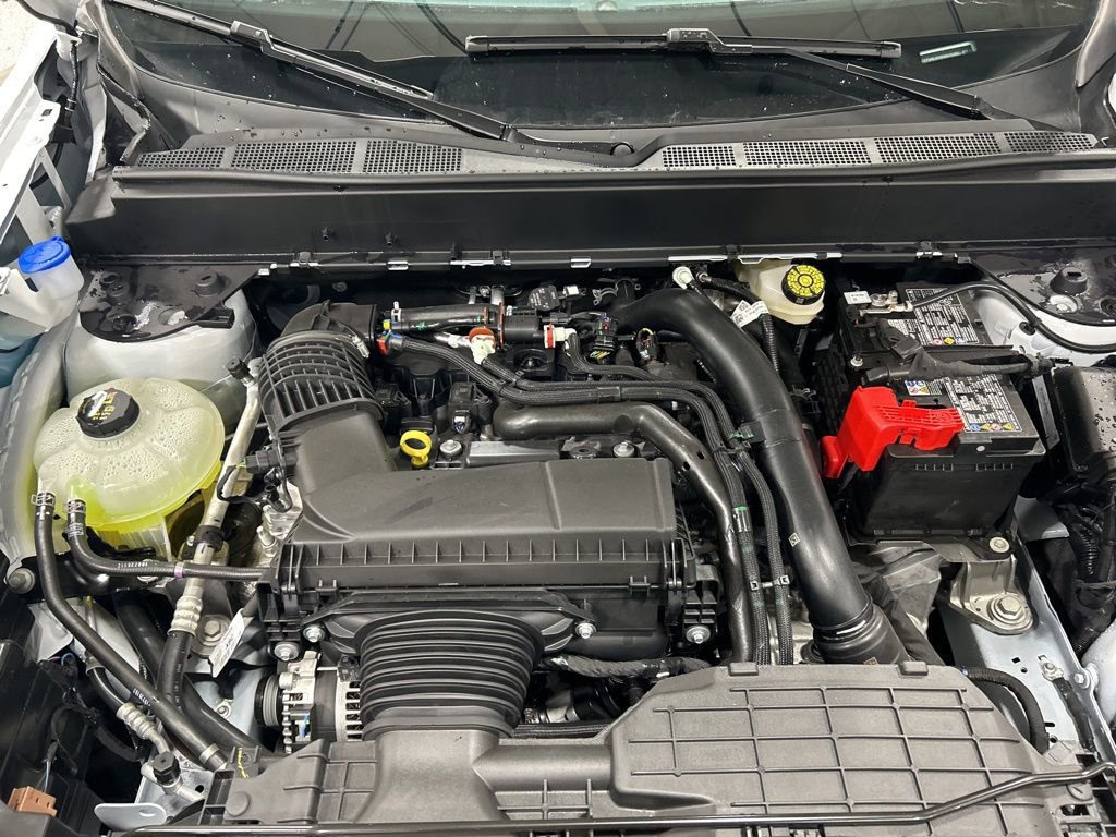 New 2025 Ford Maverick XLT w/ Equipment Group 302A image 25