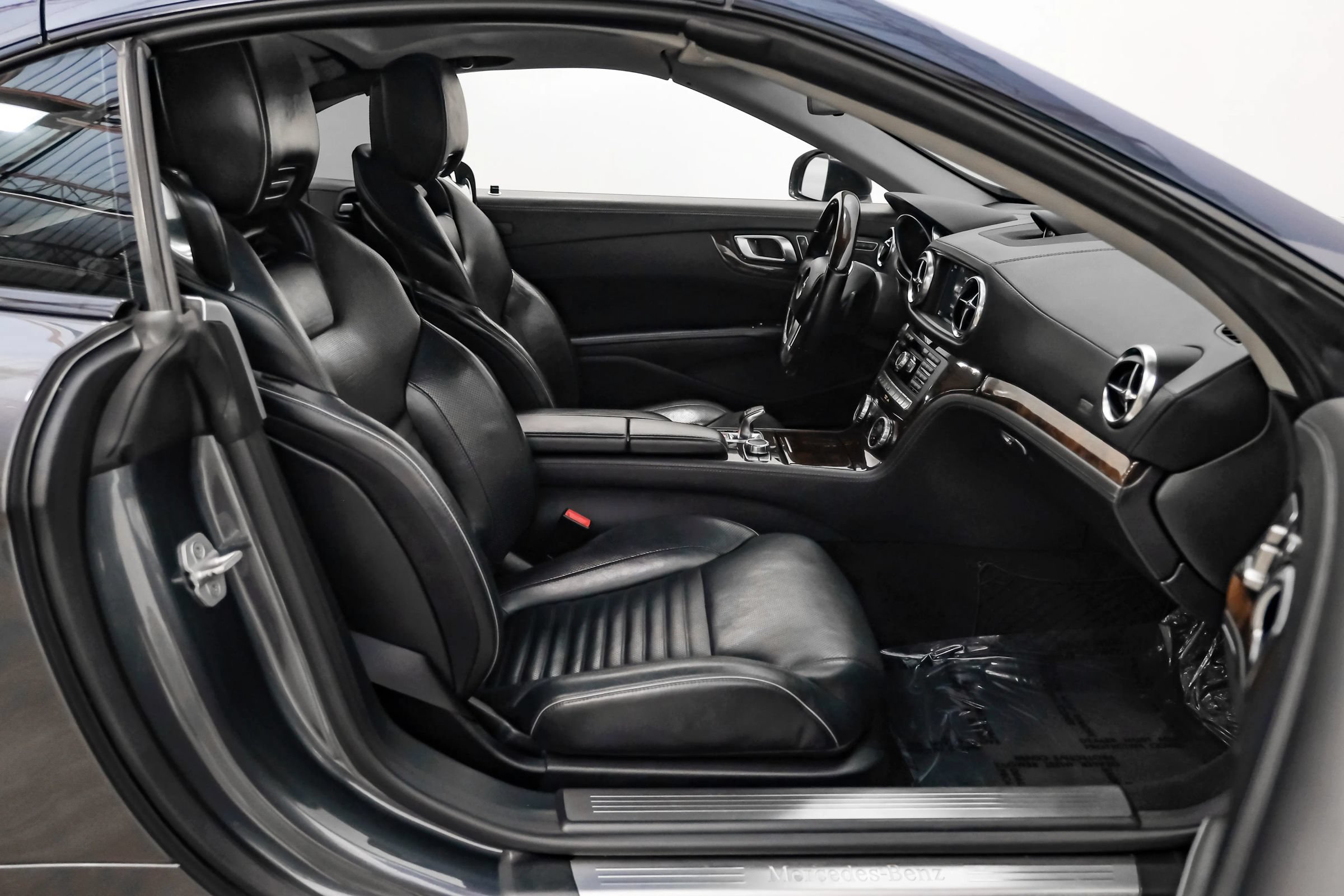 Used 2014 Mercedes-Benz SL 550 image 19