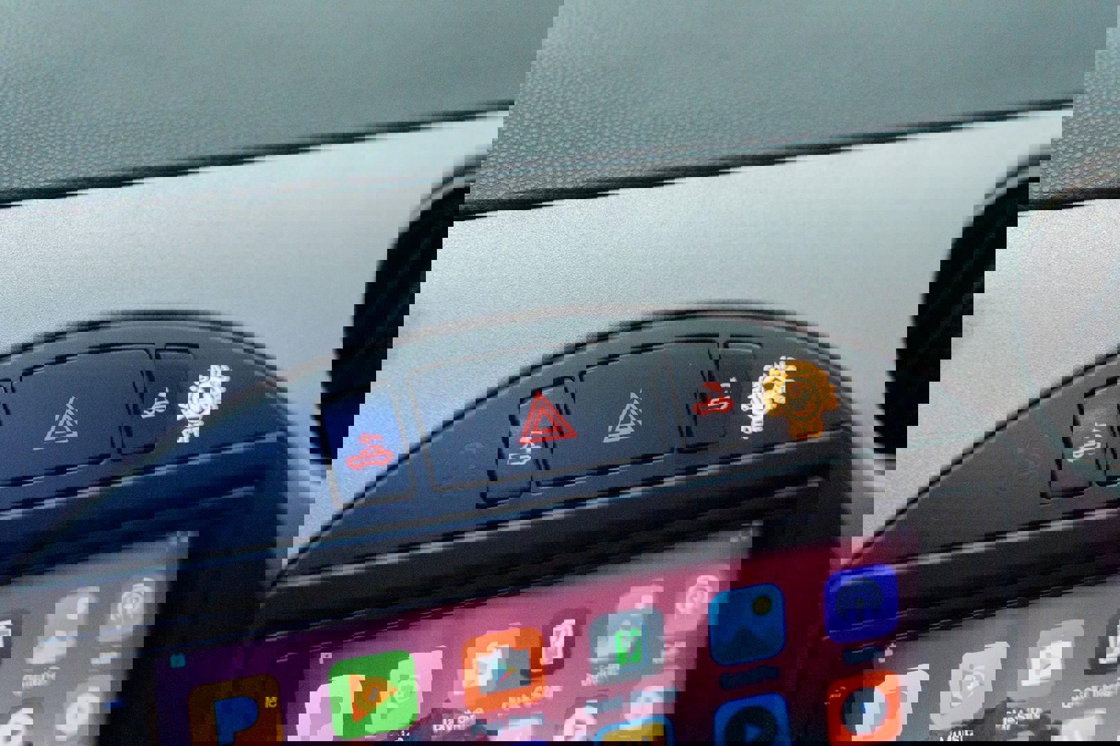 Used 2014 MAZDA MX-5 Miata Grand Touring image 32