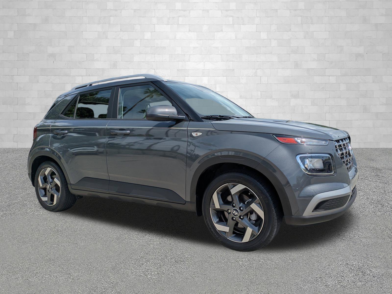 Certified 2023 Hyundai Venue SEL w/ Cargo Package
