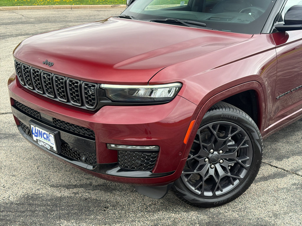 Used 2023 Jeep Grand Cherokee L Summit AWD/4WD image 8