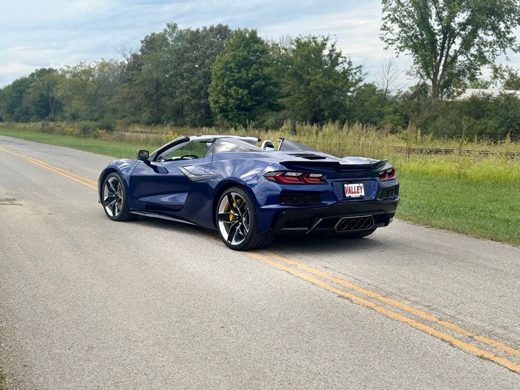 New 2027 Chevrolet Corvette Z06 RWD image 9
