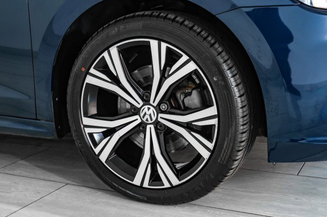 Used 2021 Volkswagen Passat 2.0T SE image 53