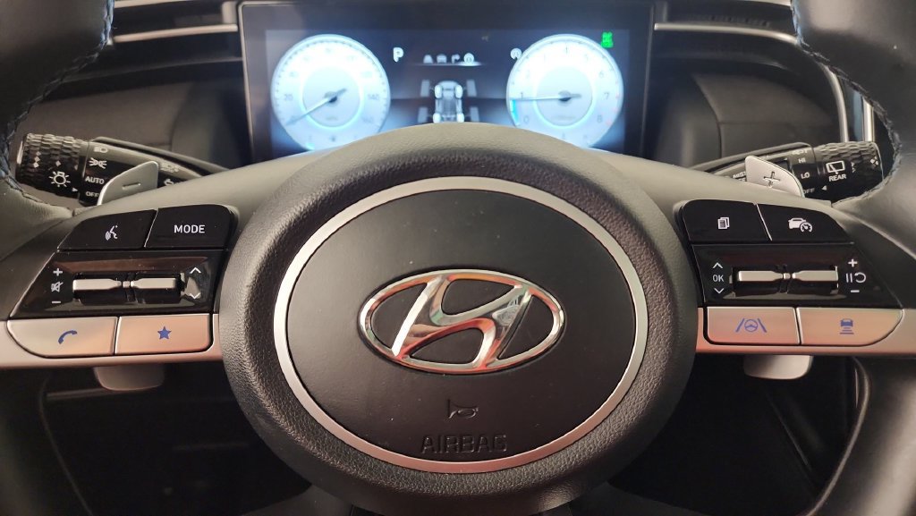 Used 2023 Hyundai Tucson Limited AWD/4WD image 12