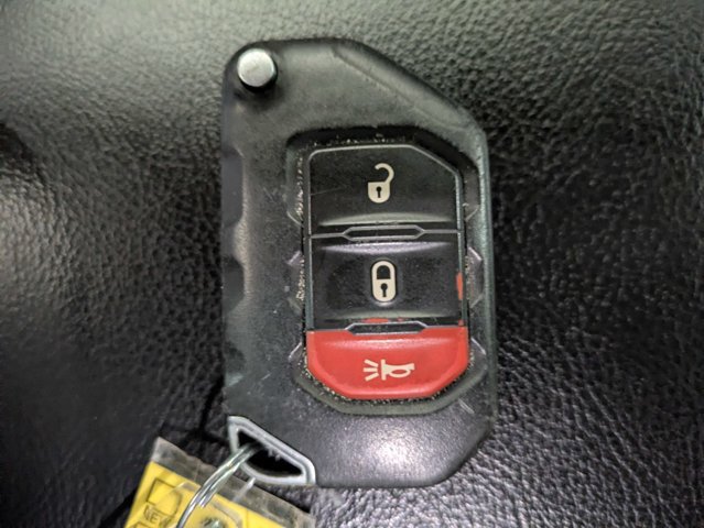 Used 2018 Jeep Wrangler Unlimited Sport S AWD/4WD image 30