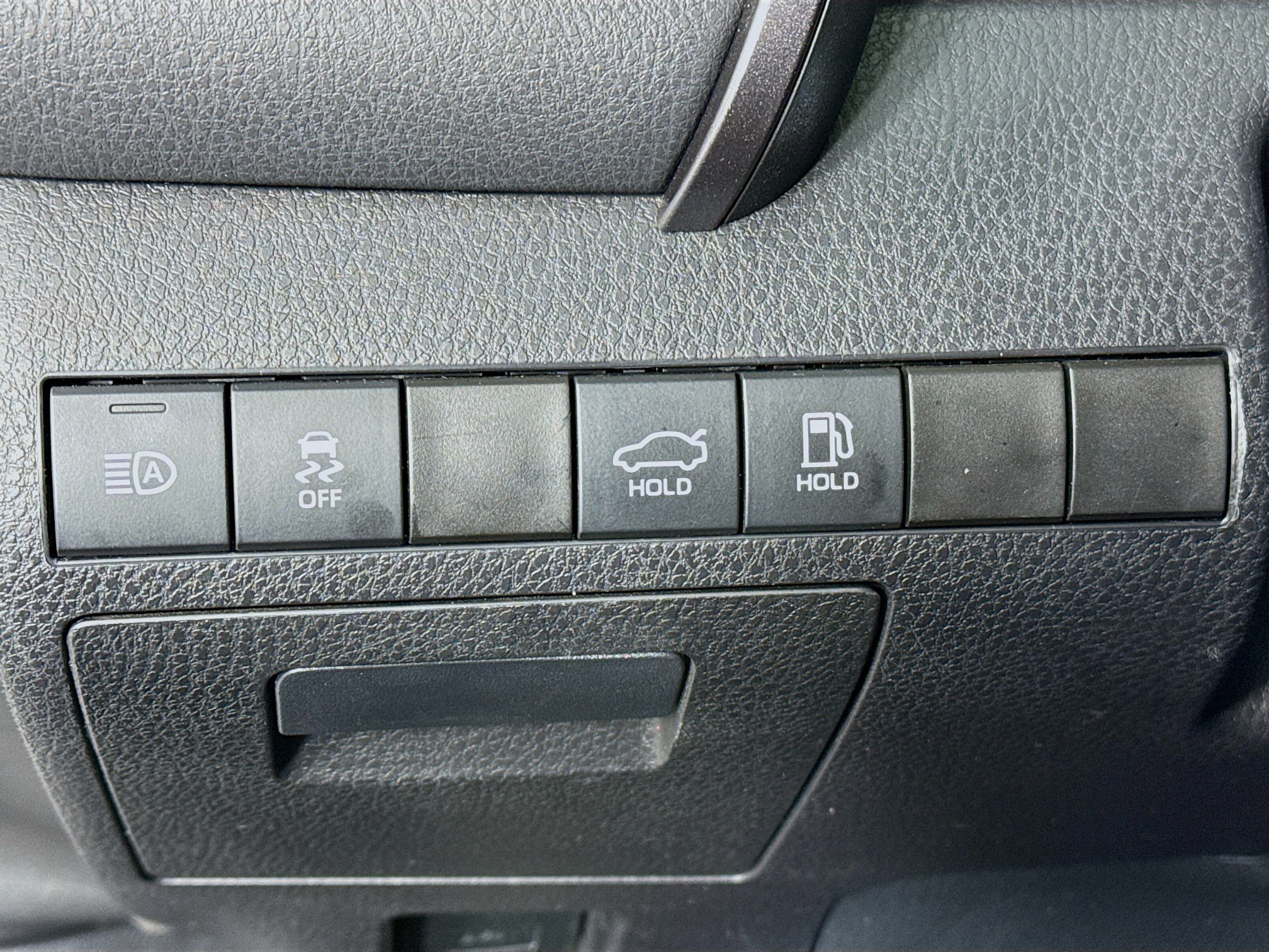 Used 2023 Toyota Camry SE FWD image 10