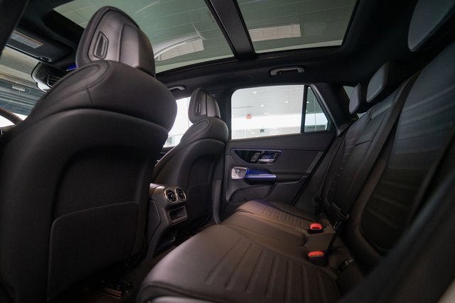 New 2025 Mercedes-Benz GLC 350e GLC 350e image 27