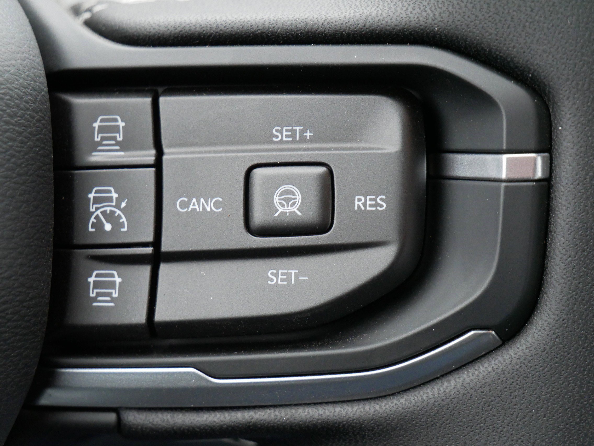 New 2026 Jeep Cherokee Laredo AWD/4WD image 17