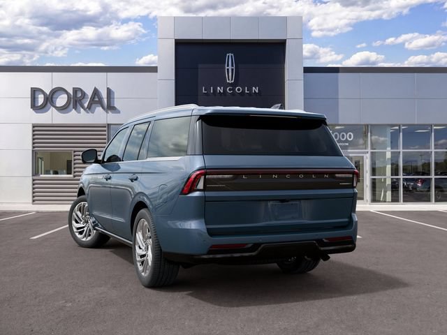 New 2027 Lincoln Navigator Reserve RWD image 8