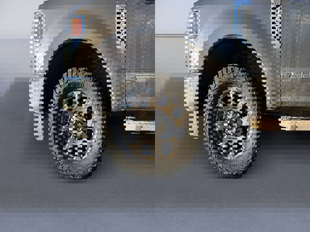 Used 2022 Ford F250 Lariat w/ Chrome Package image 14