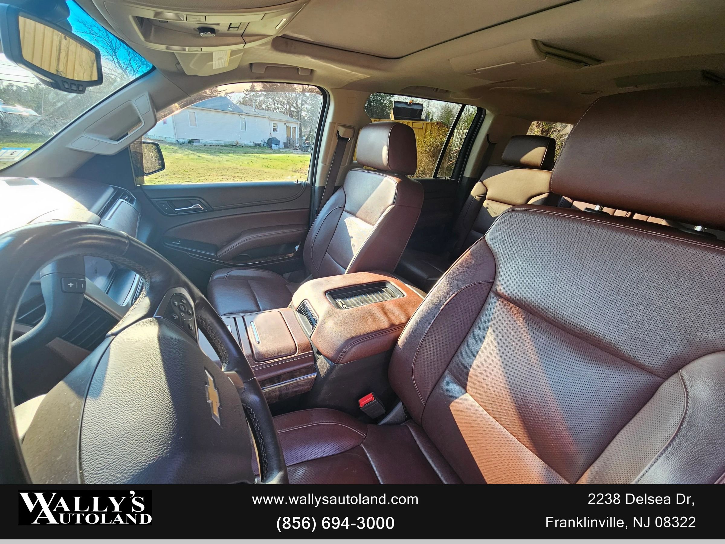 Used 2017 Chevrolet Suburban Premier image 11