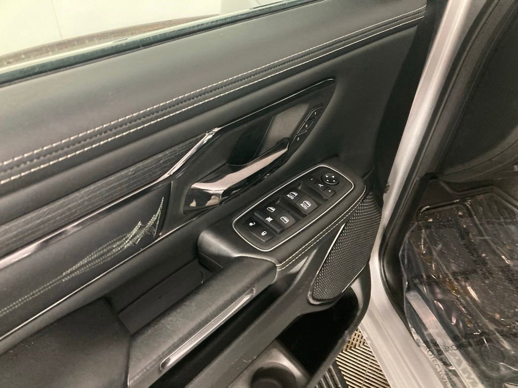 Used 2022 RAM 1500 Limited w/ Bed Utility Group image 12