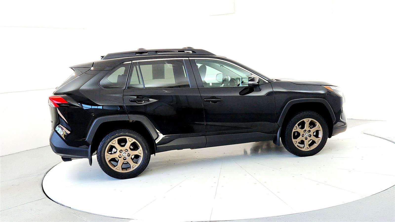 Certified 2024 Toyota RAV4 AWD Hybrid image 6