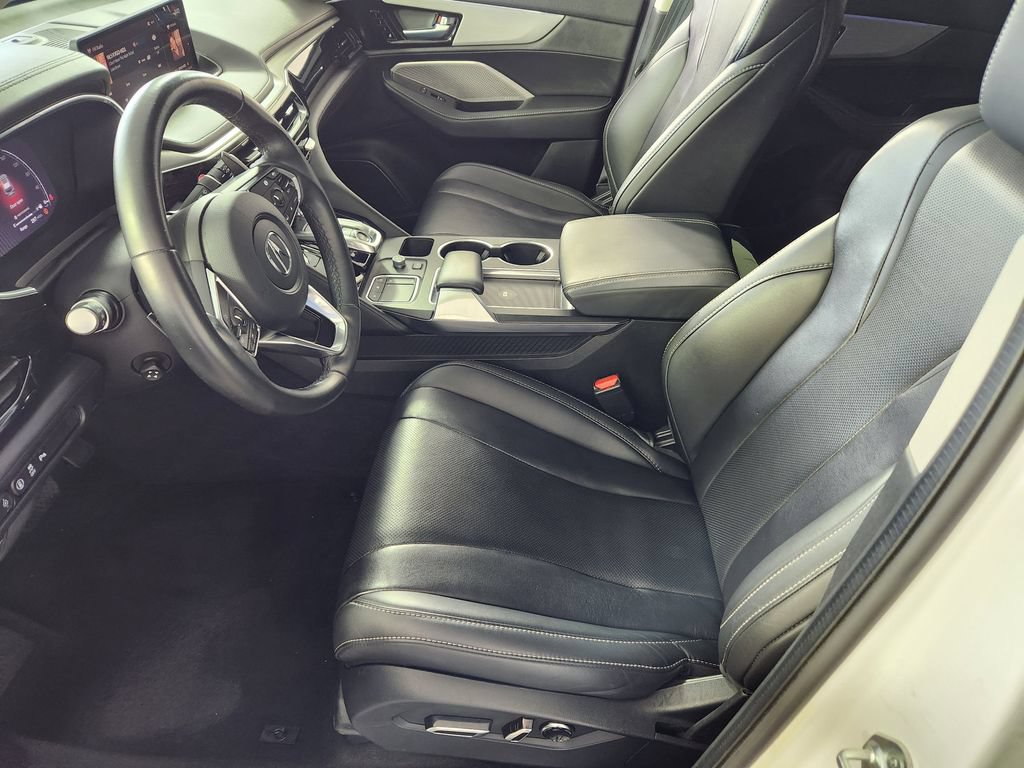 Used 2023 Acura MDX w/ Technology Package FWD image 12