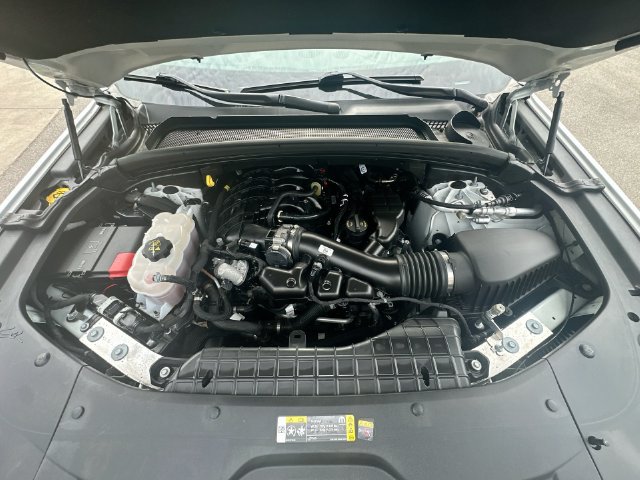 Used 2023 Jeep Grand Cherokee Altitude AWD/4WD image 28