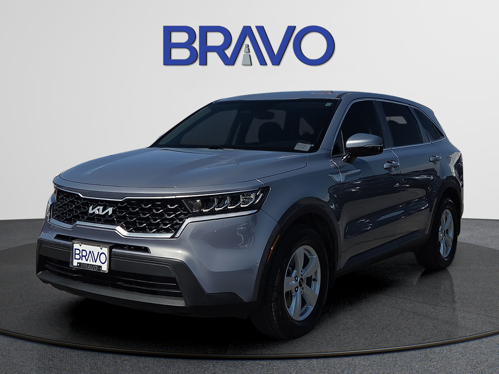 Used 2023 Kia Sorento LX