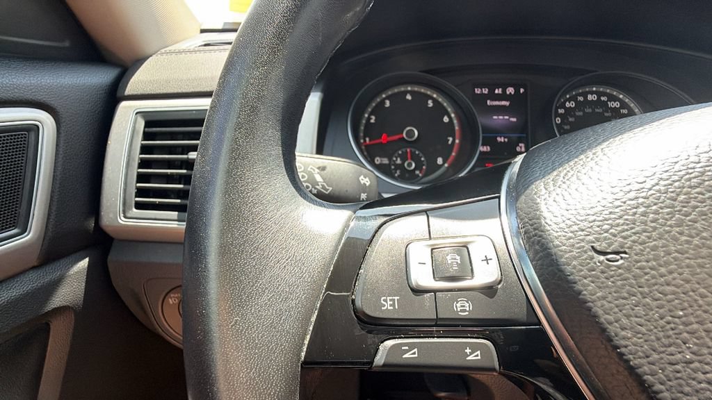 Used 2019 Volkswagen Atlas SE FWD image 19