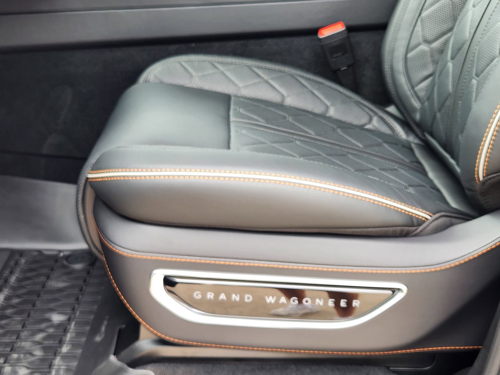 New 2026 Jeep Grand Wagoneer L Summit AWD/4WD image 20