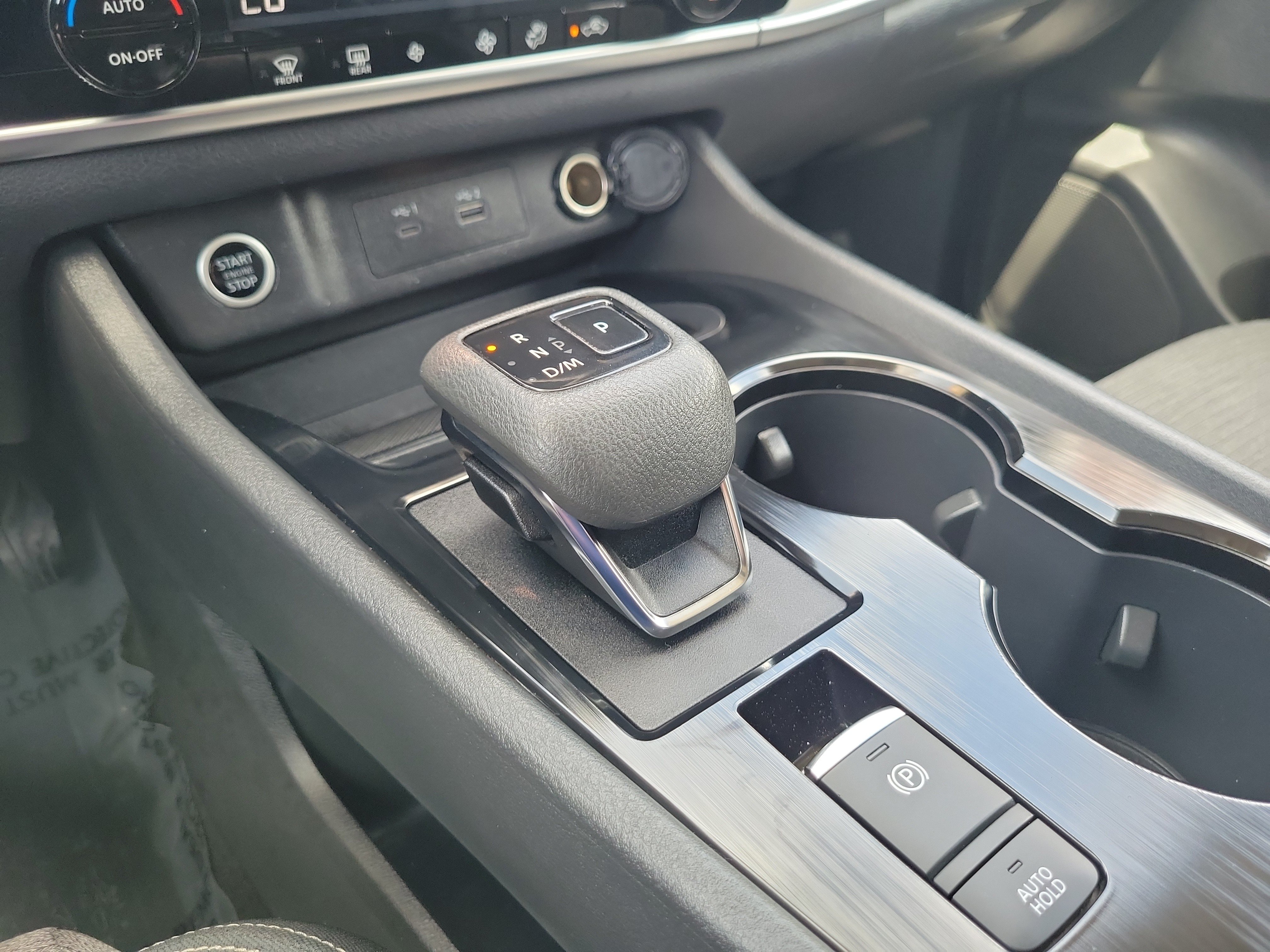 Used 2022 Nissan Rogue SV FWD image 22