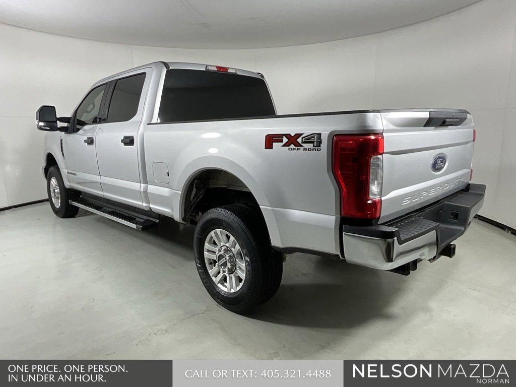 Used 2017 Ford F250 XLT w/ FX4 Off-Road Package image 6