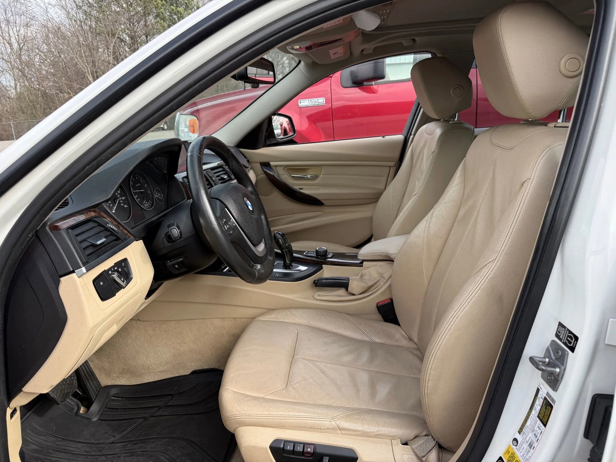 Used 2014 BMW 328i xDrive Sedan image 2