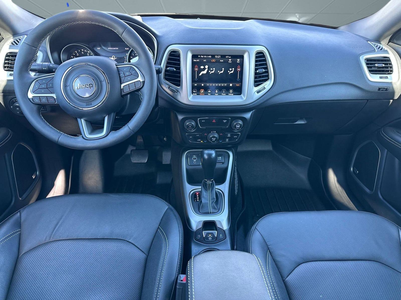 Used 2021 Jeep Compass Latitude w/ Sun and Sound Group image 14