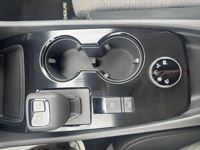 Used 2023 Nissan Rogue SV AWD/4WD image 34