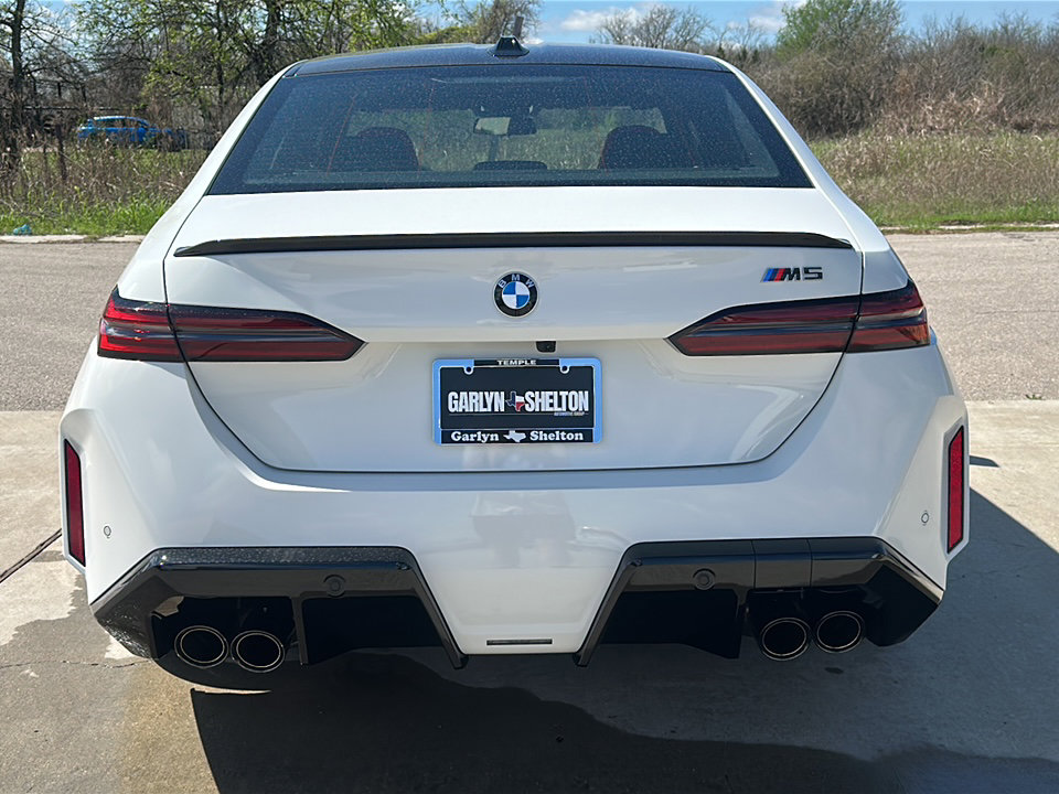 Used 2026 BMW M5 w/ Carbon Package image 7