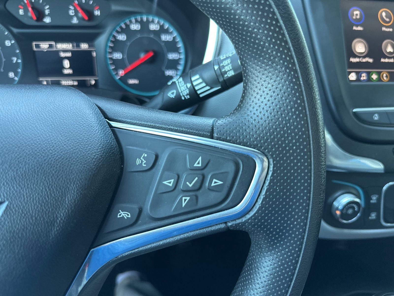 Used 2021 Chevrolet Equinox LS w/ LS Convenience Package image 29