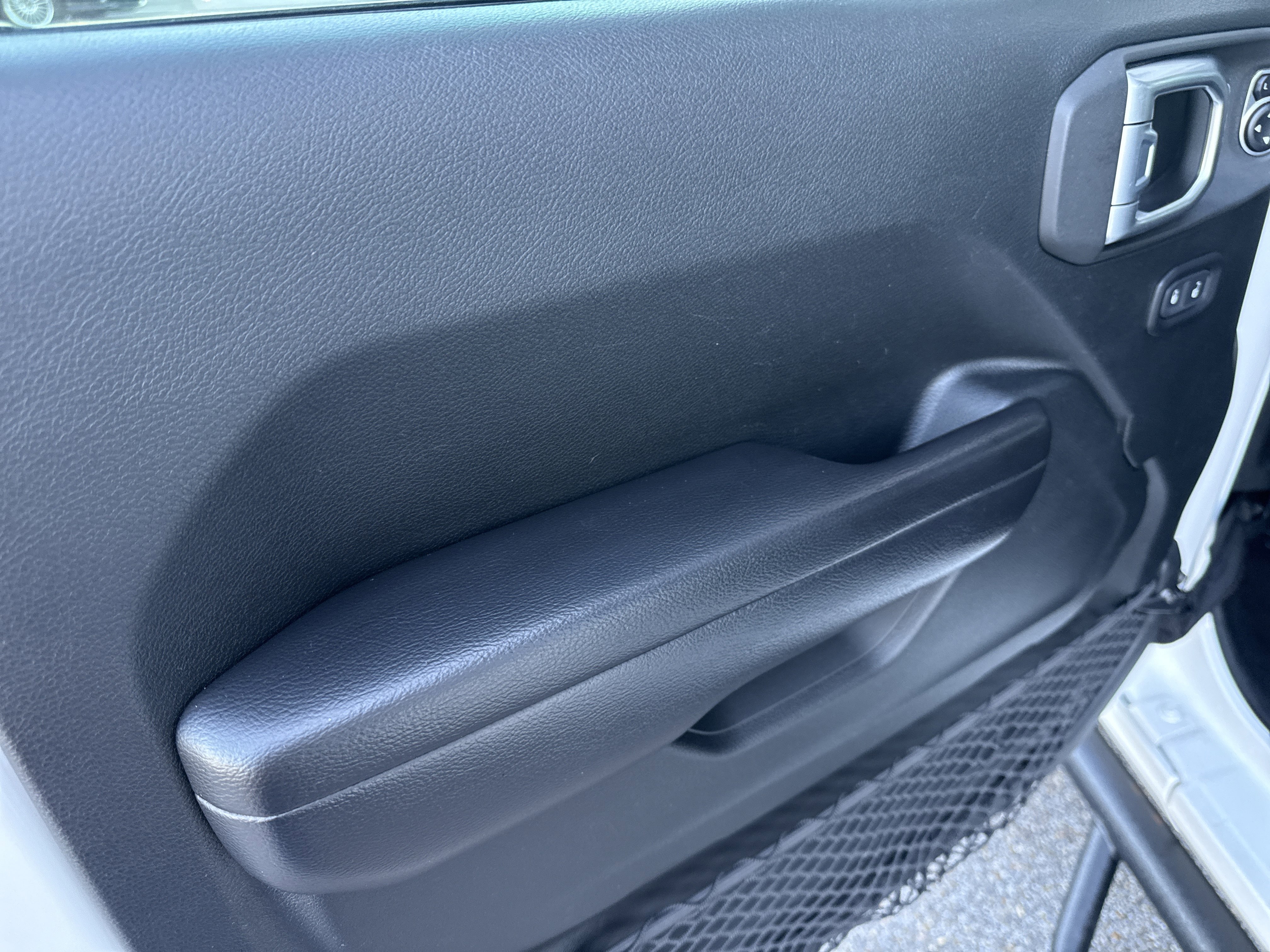 Used 2020 Jeep Wrangler Unlimited Sport image 7