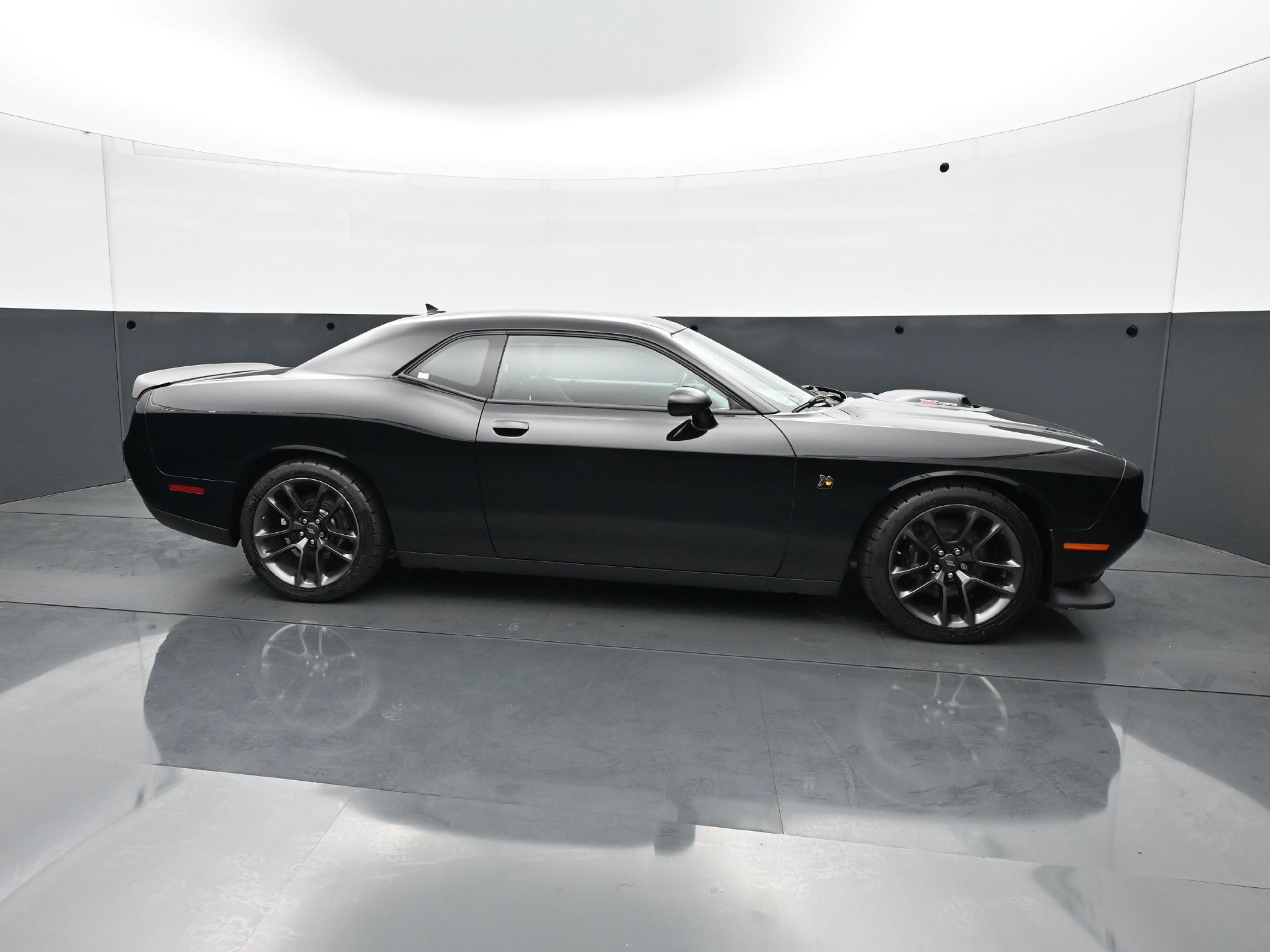 Used 2021 Dodge Challenger R/T Scat Pack w/ Shaker Package RWD image 8