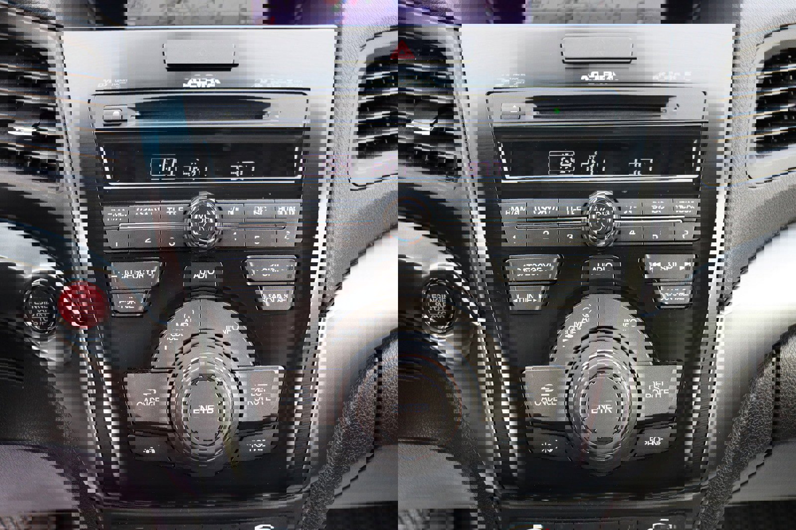 Used 2013 Acura ILX w/ Technology Package image 34