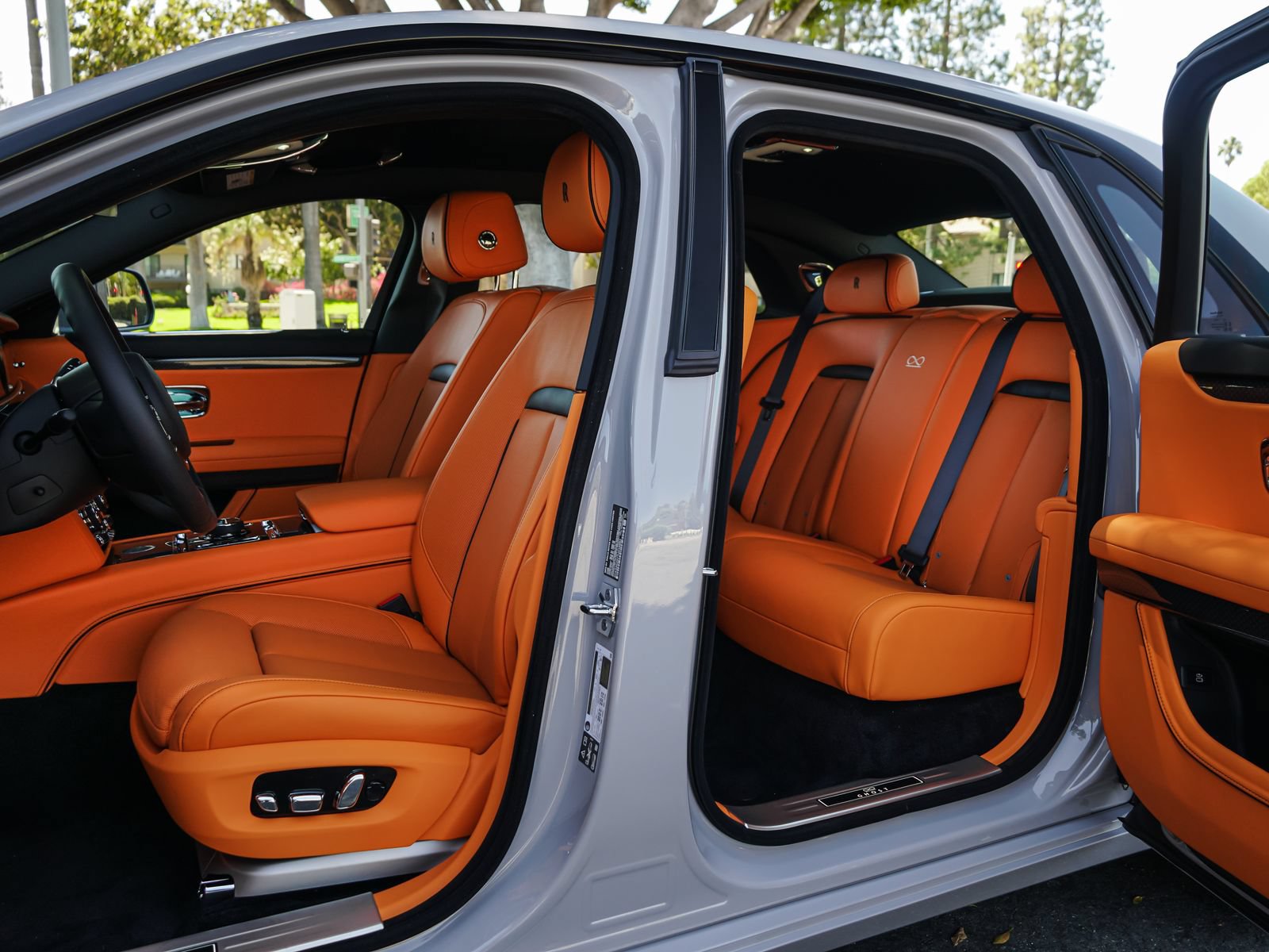 New 2026 Rolls-Royce Ghost Black Badge AWD/4WD image 23