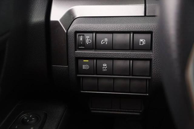 Certified 2025 Toyota 4Runner SR5 AWD/4WD image 14