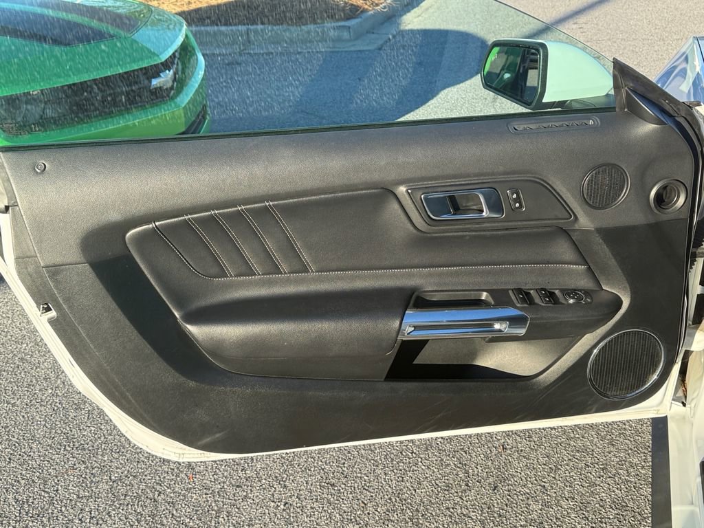 Used 2023 Ford Mustang Premium image 12