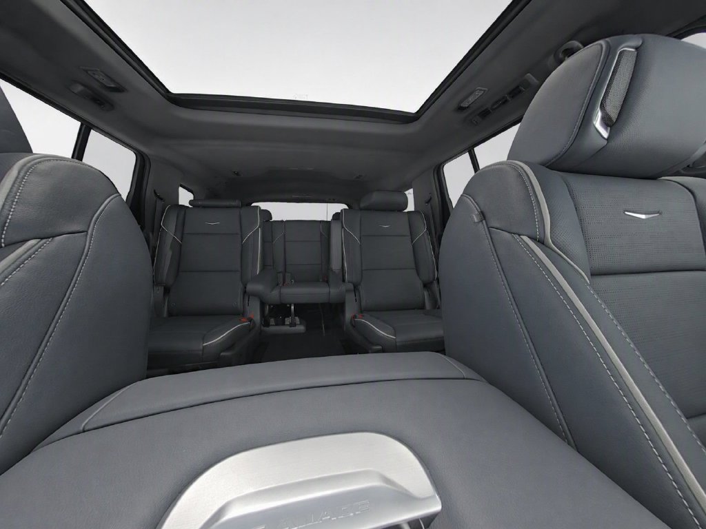 Used 2025 Cadillac Escalade Sport AWD/4WD image 26