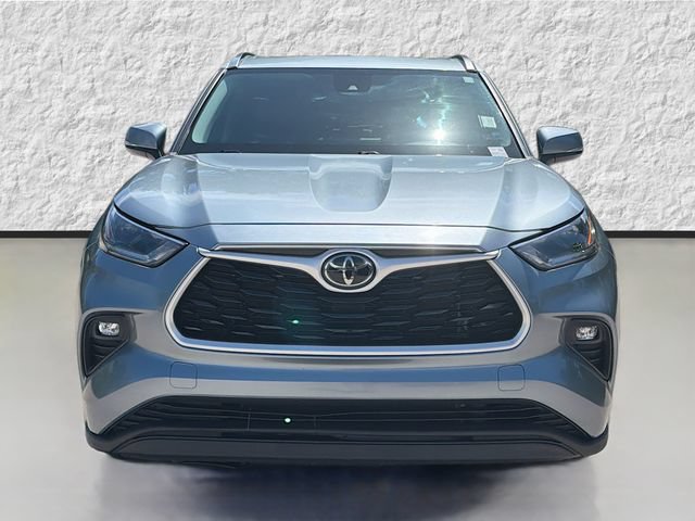 Used 2021 Toyota Highlander XLE FWD image 8