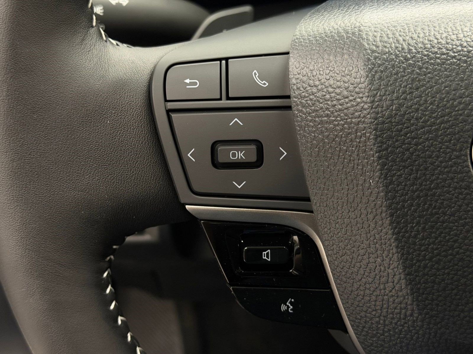 New 2026 Toyota Camry LE image 15