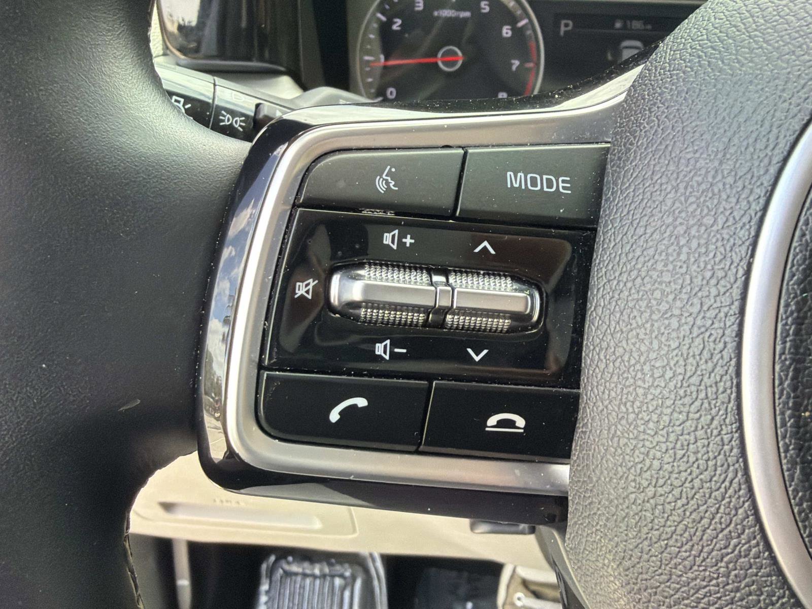 Used 2022 Kia Sorento SX AWD/4WD image 29