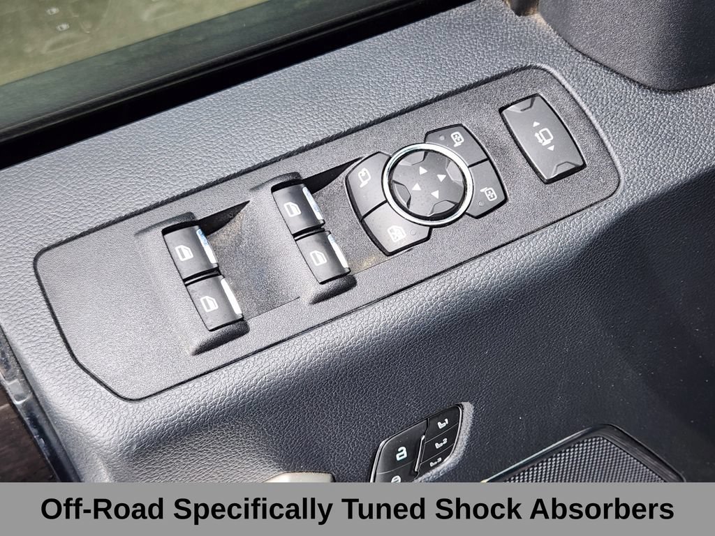 Used 2022 Ford F350 Lariat w/ Lariat Ultimate Package AWD/4WD image 9