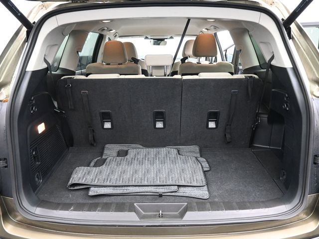 Used 2024 Subaru Ascent Premium w/ Convenience Package image 6