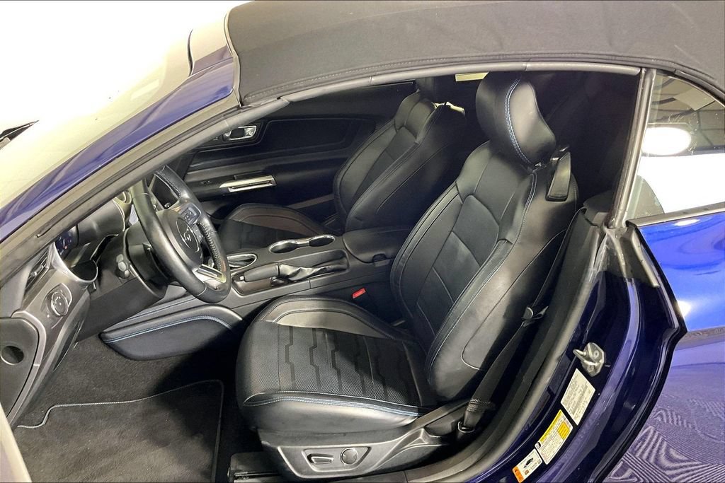 Used 2019 Ford Mustang GT Premium w/ Equipment Group 401A RWD image 30